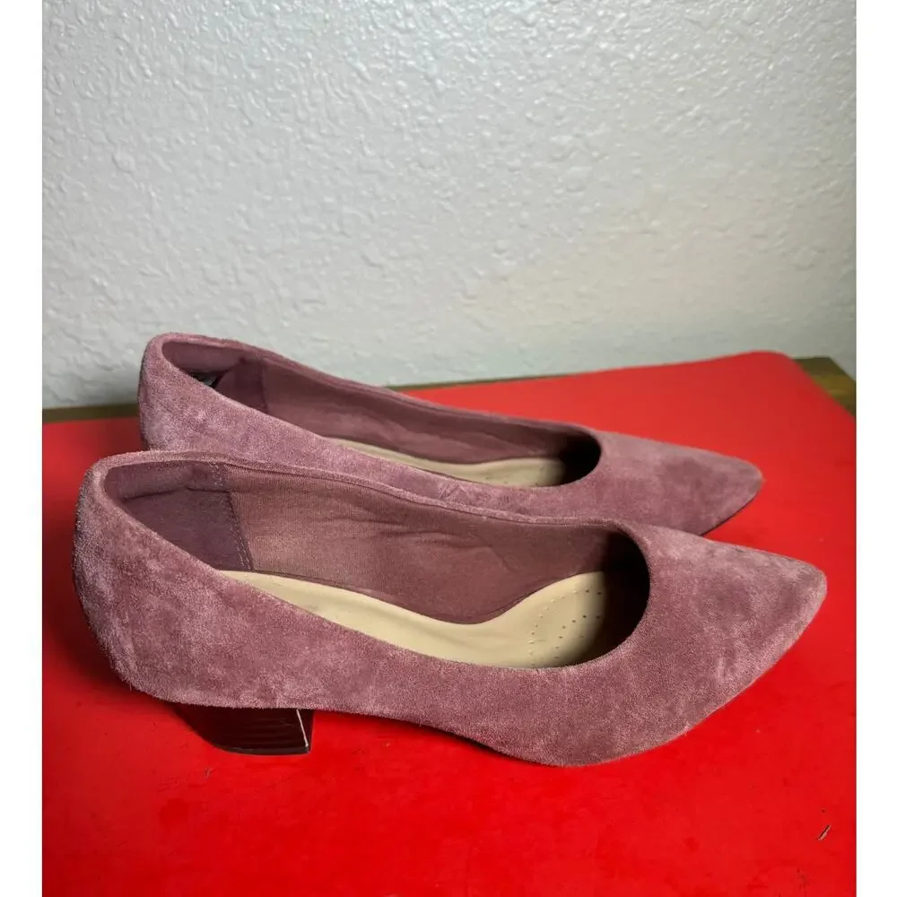 Clarks Heels Ultimate Comfort Collection Suede Blush Pink Women’s Size 8 Shoes